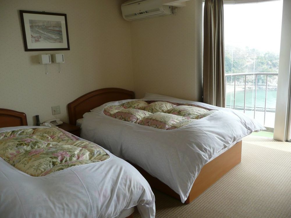 Donkairo Hotel Ako Екстериор снимка