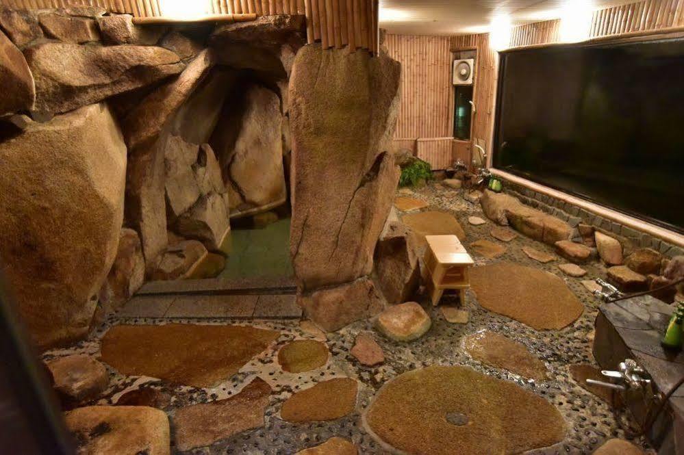 Donkairo Hotel Ako Екстериор снимка